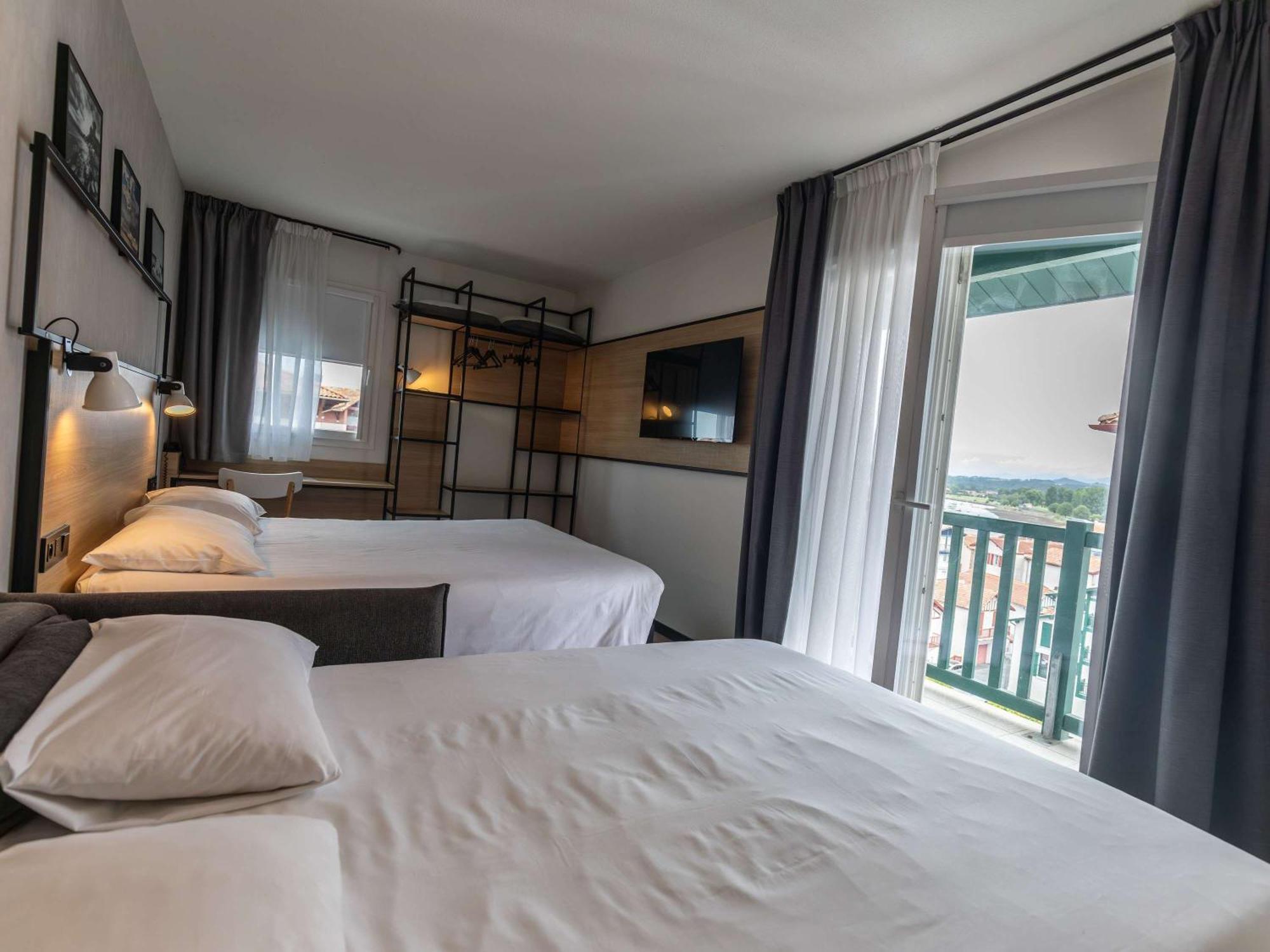 Ibis Ciboure Saint-Jean-De-Luz Hotel ภายนอก รูปภาพ